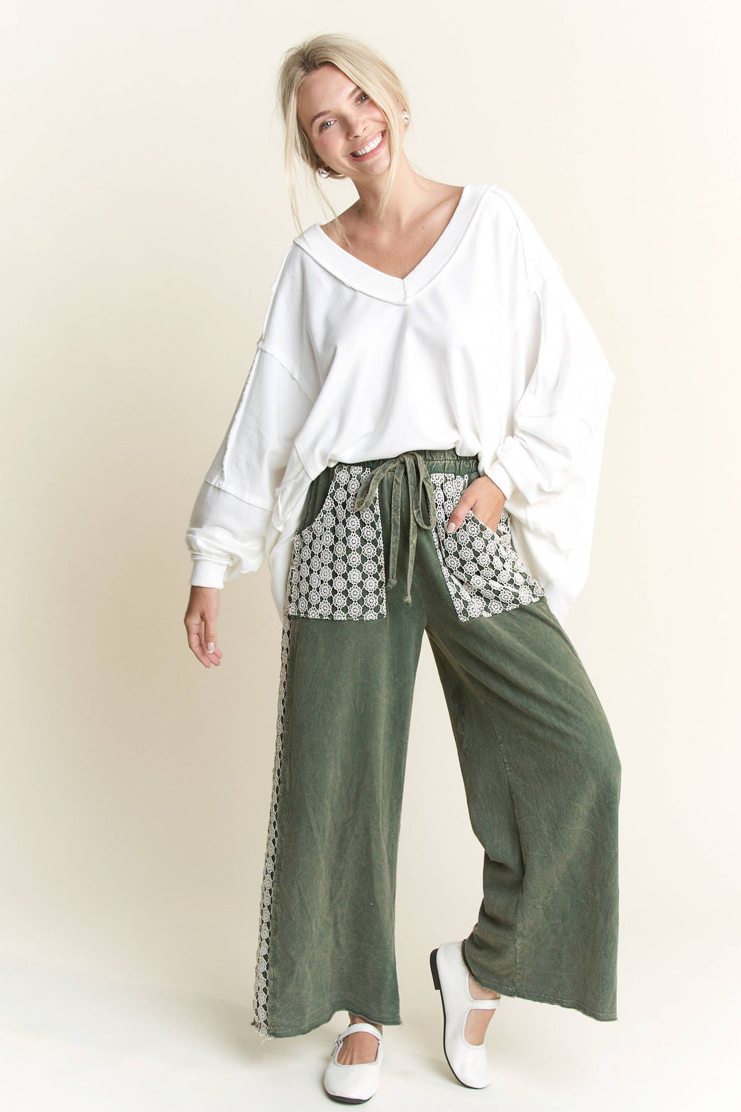 Mineral Wash Floral Detailed Pants