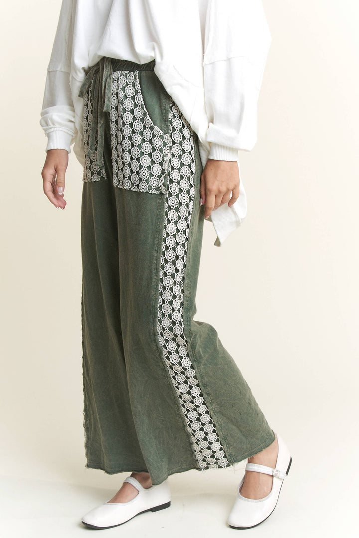 Mineral Wash Floral Detailed Pants